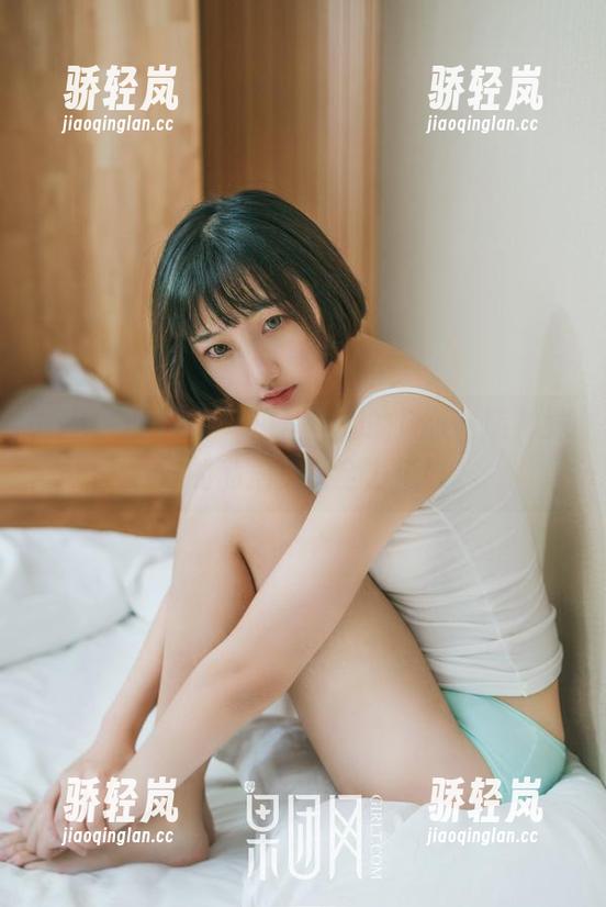 GIRLT果团网 - 白裙掀起的风波，萌神妹妹的私拍美图全力征服