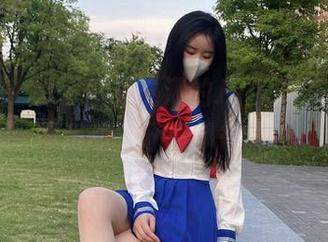 微密圈 - 引发健身热潮的July芝岚：裤子不运动，分享却很强！