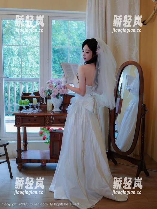 Xiuren秀人网 - 奶芙乔乔的万圣节图集——果仁糖还是幽灵？