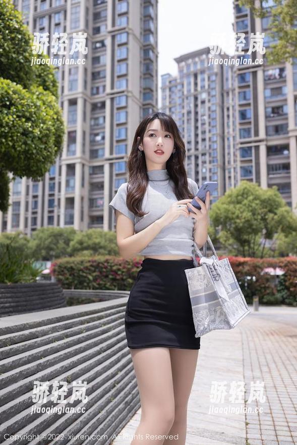 Xiuren秀人网 - 自信的柚琪Rich和她的套装，原图下载后分分钟让你想模仿