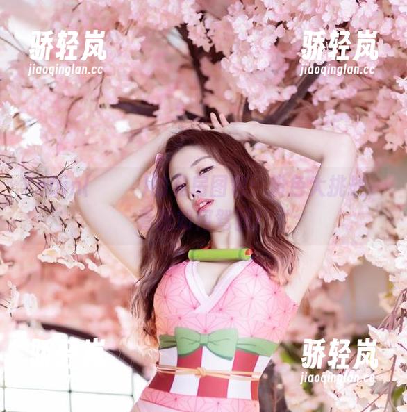 Yebin(전예빈)的私房图包：粉色大挑战，看我如何驾驭！