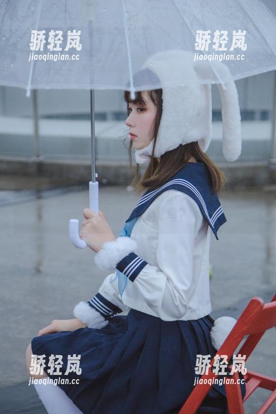 fushii_海堂 看!fushii_海堂在樱花树下飞舞的样子,真的有点像鸟?