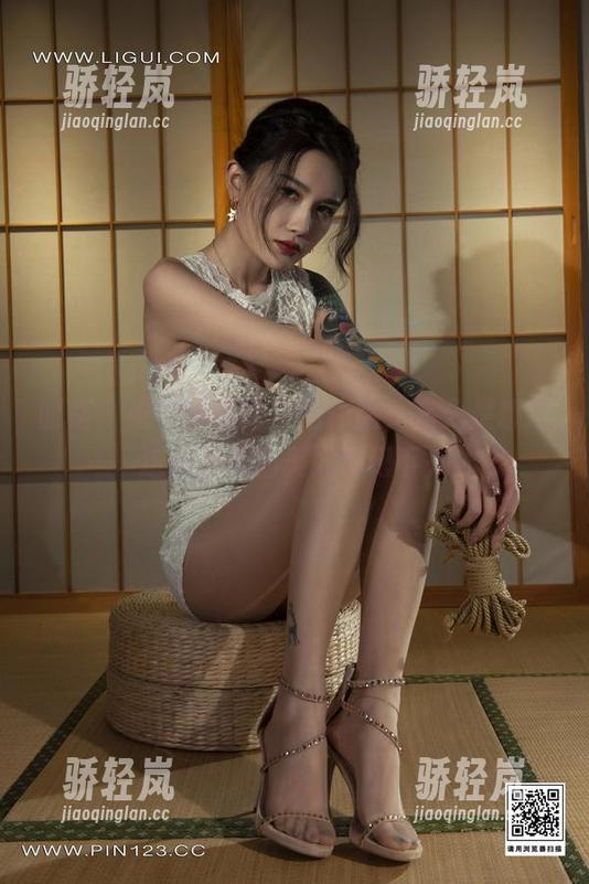 丽柜 - 说到钟晴的白色作品，我只是想把这些白色的美好都记下来