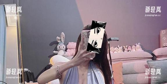 兔宝妮to 微密圈 - 不怕你看,兔宝妮to高清作品集里的美足会让你对腿的定义完全颠覆。
