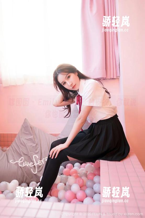 嗲囡囡 - Emily尹菲分享的皮衣：你敢说你也能驾驭这些？