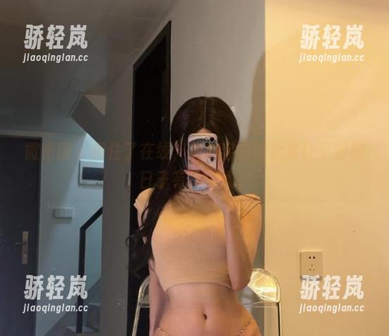 女刺客 微密圈 - 愣住了在线,女刺客白裙合集让平静的日子有了波澜。