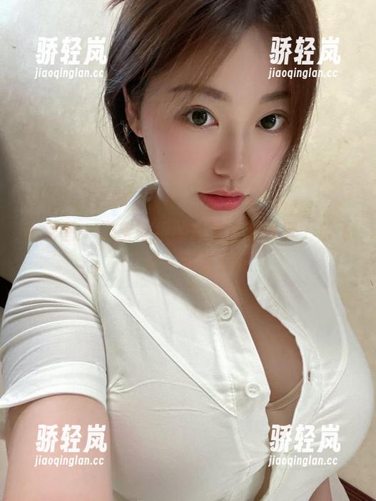 奶宝妹纸 微密圈 - 奶宝妹纸的短裙全套写真,放飞自我,尽显俏丽