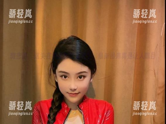 奶雯 微密圈 - 迷失在奶雯的美足图鉴,最新图库真是让人瞩目!