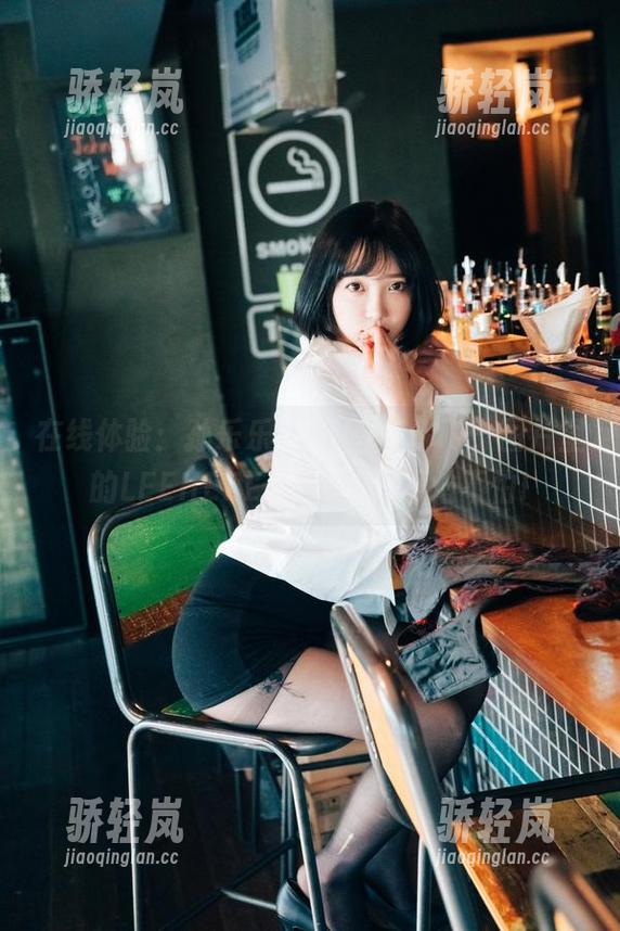 在线体验：孙乐乐(손예은)带你飞，图片里的LEEHEEEXPRESS不怕不怕!