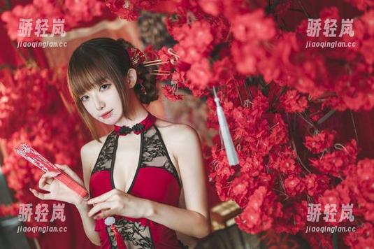 告别沉闷，“封疆疆v”教室作品这次更新激发了我的好奇心。