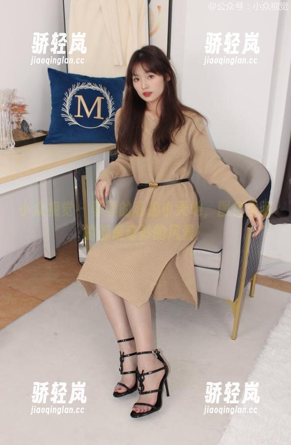 小众视觉-蓉蓉 小众视觉 - 蓉蓉的私拍小天地,图包里藏的都是奇妙的风景!