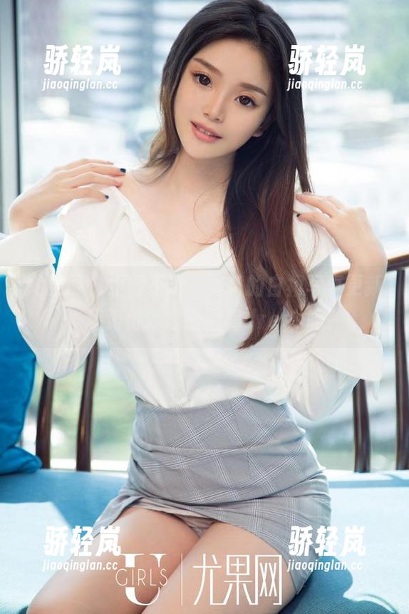尤果网 - 不得不说，美替的白裙写真更新，还记得逗趣的围裙dress吗？