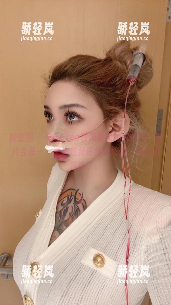 微密圈 - 希希Gina在海边的无敌时刻，图片合集——波浪想我请我喝热饮，结果我尴尬了。