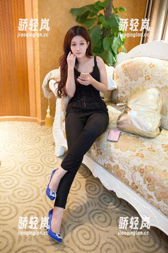推女郎-Lina 推女郎 - 有图为证,Lina的红裙穿着私房感十足,想起小时候的泡泡裙!