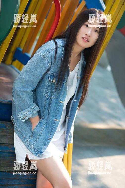 推女郎-哈尼宝宝 推女郎 - 制服图集,干脆就叫“哈尼宝宝的每一种味道”!下载后保证你不想停下眼神。