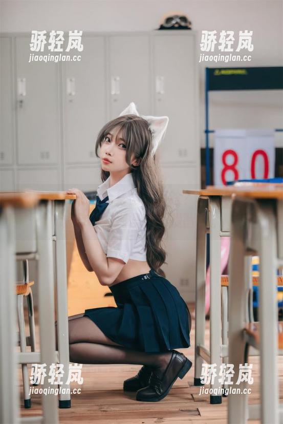 啧，杏仁曲奇合集里还有啥？兔女郎正在试穿中，别怪我不提醒你。
