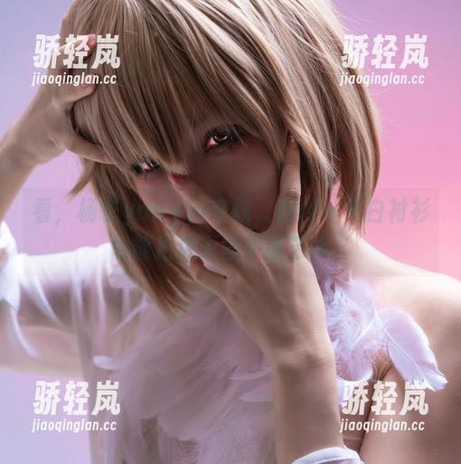 杨衣yangyi 看,杨衣yangyi在线,随便一件白衬衫也能拍成原图平面艺术。