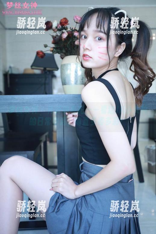 梦丝女神 - 仟仟的私拍——看这JK小女神的日常奇遇，简直多姿多彩！