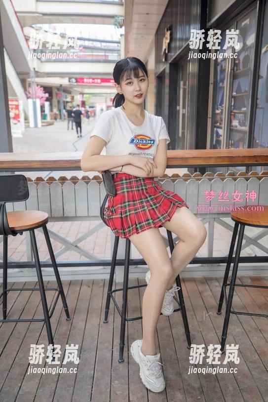 梦丝女神-玥玥 梦丝女神 - 玥玥的最新图库,JK小女神的气场好像又提升了不止一星半点!