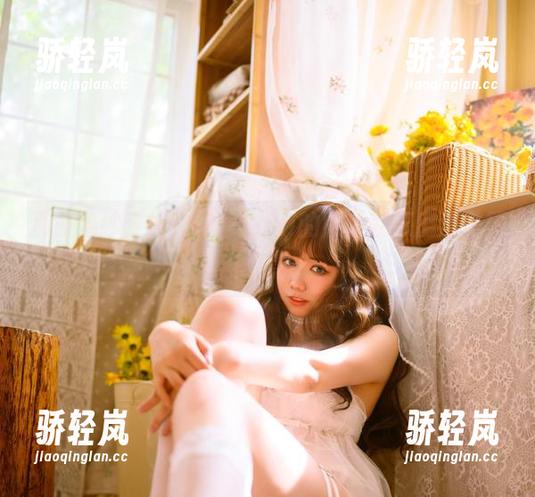 那条婚纱，渡边早季Saki的照片就像魔法：原图瞎拍