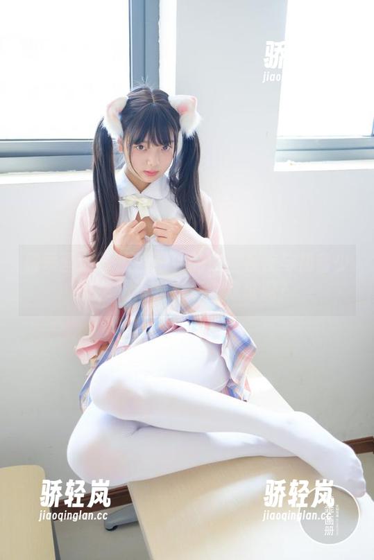 稚乖画册 - 原图看到的赤西夜夜与初音少女，难道我有点入戏过深？