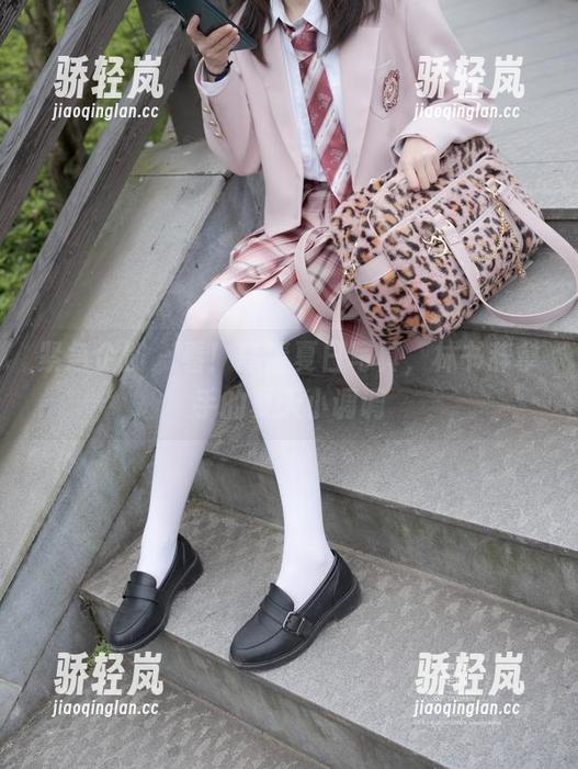 紧急企划 - 看！高清夏日写真，林书辞拿手的夏天小调调