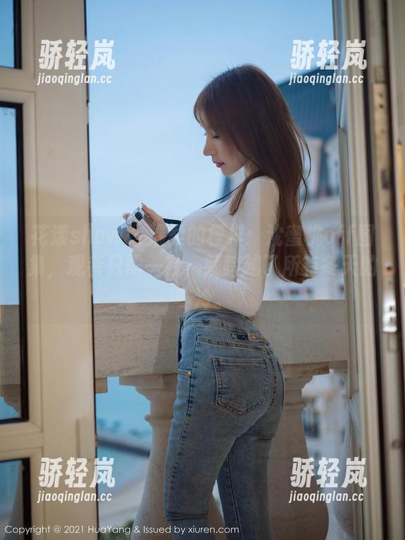 花漾show - 温柔的模样：沈蜜桃off图集，观者只需一秒，就跨越了所有冬天的寒冷。