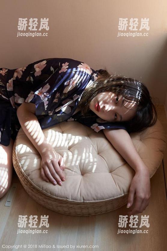 蜜桃社-伊素妍 蜜桃社 - 伊素妍:美图+秘密=我的逆袭人生!