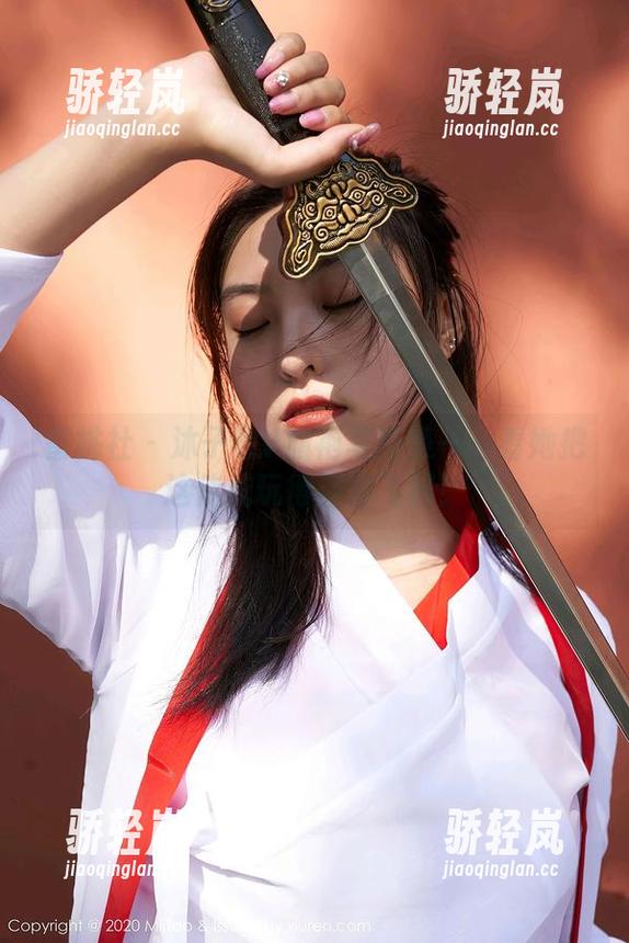 蜜桃社-沐子熙V 蜜桃社 - 沐子熙V旗袍写真集——看她把这传统玩得溜得飞起!