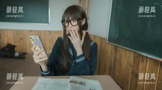 欲罢不能的西园寺南歌美图，里面却全是她的小秘密
