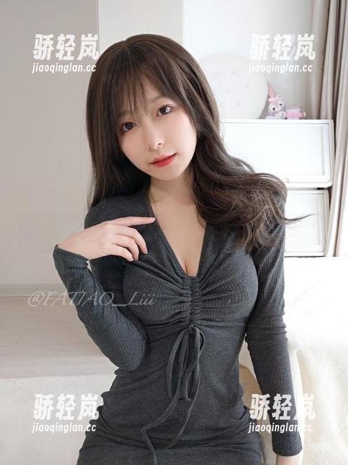迷之呆梨 迷之呆梨的折耳猫私房影像,萌感爆棚!