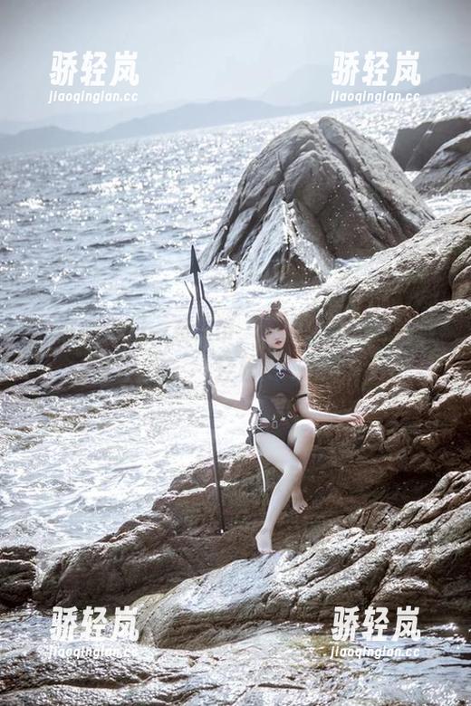 阿薰kaOri一袭吊带，下载前请把心跳放轻松