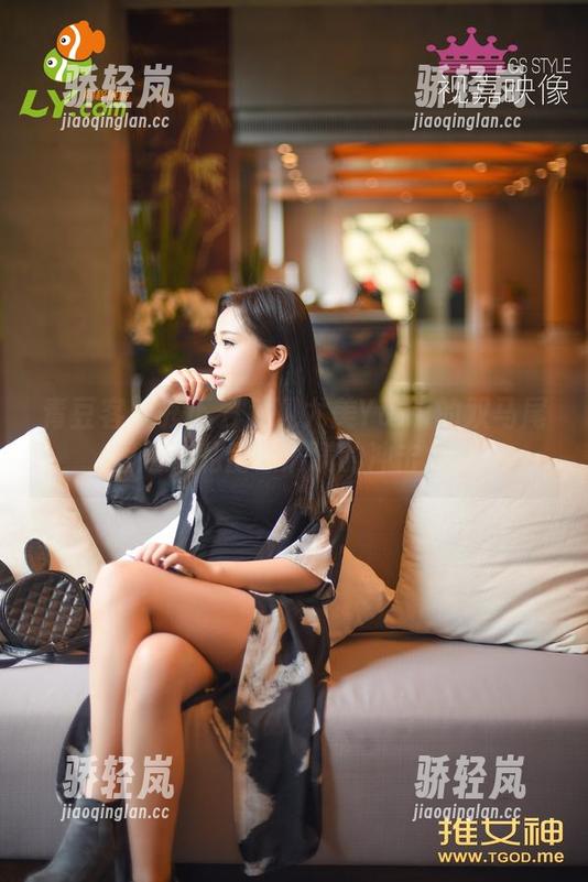 青豆客 - 按下去就见尤美Yumi的双马尾图包，私房感满满的冲击力。
